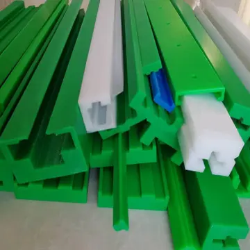 Ultra-high molecular weight polyethylene plate
